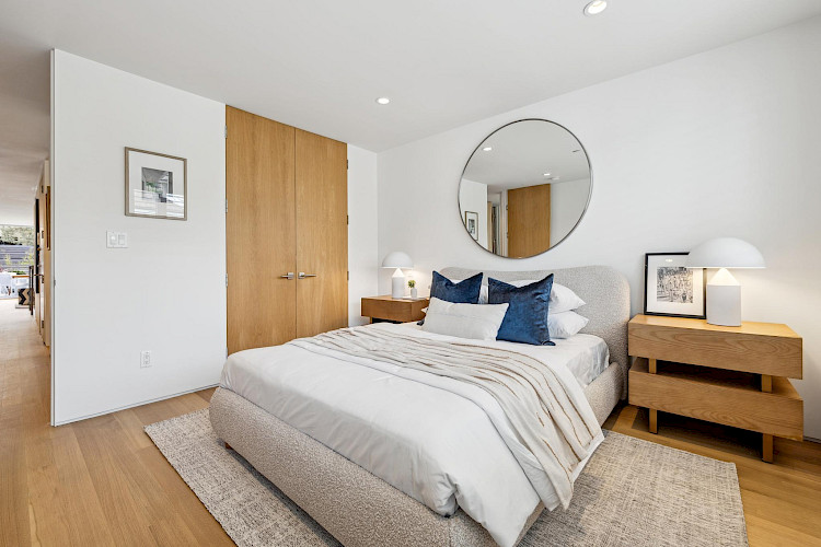 392 Eureka St. 73