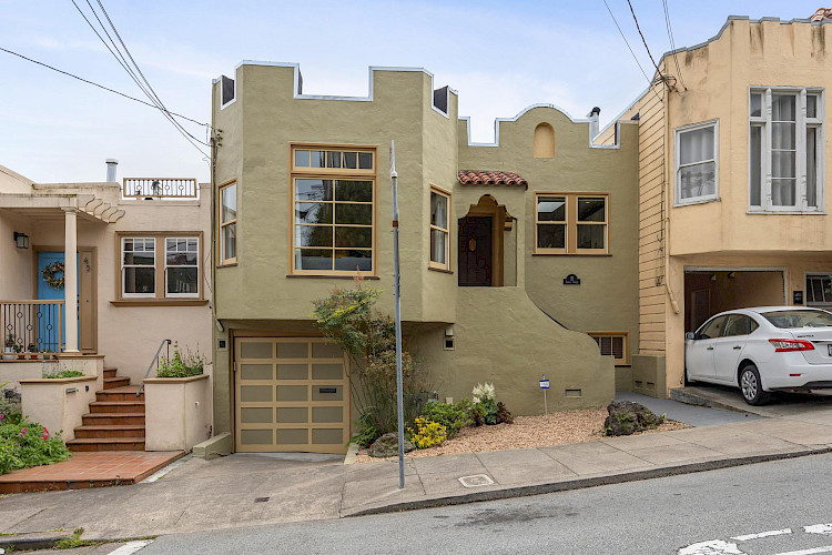 51 Deming St 10