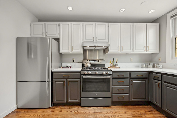 51 Deming St 25