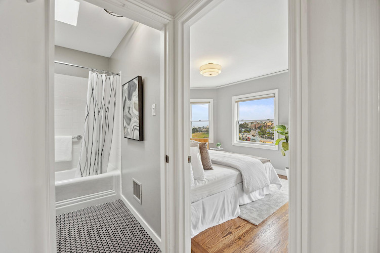 51 Deming St 26
