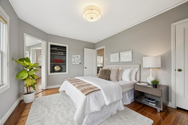 51 Deming St 32