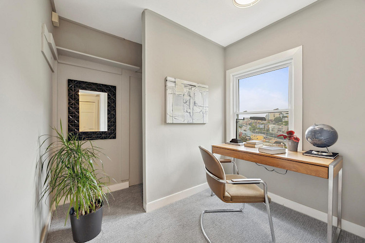 51 Deming St 36