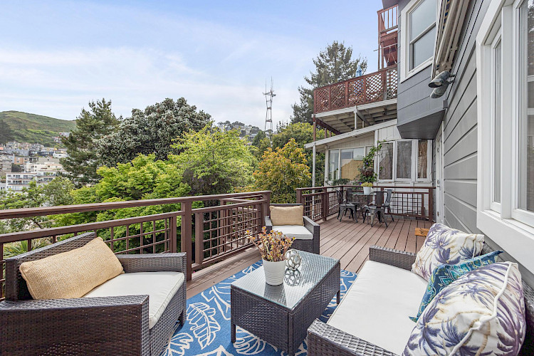 51 Deming St 55
