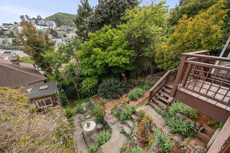 51 Deming St 57