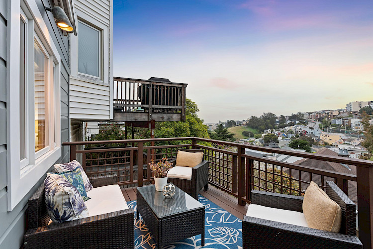 51 Deming St 79