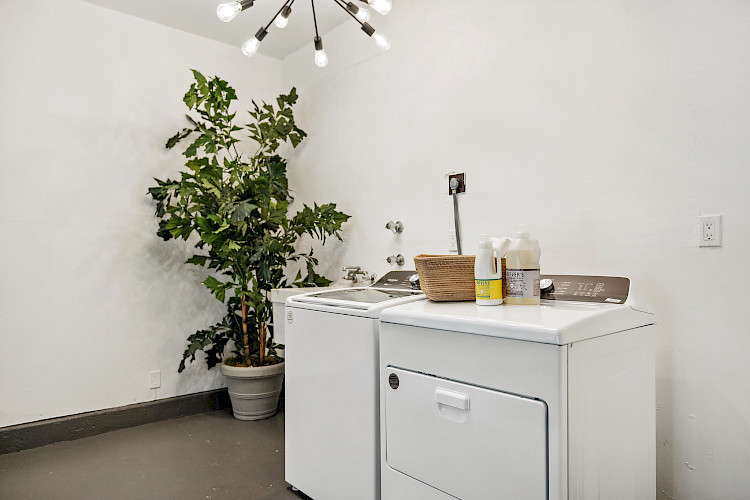 209 N. Lake Merced Hills 18