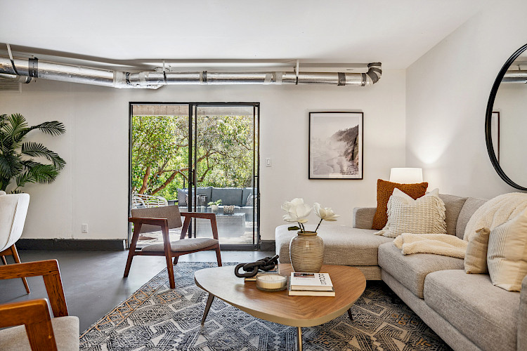 209 N. Lake Merced Hills 28
