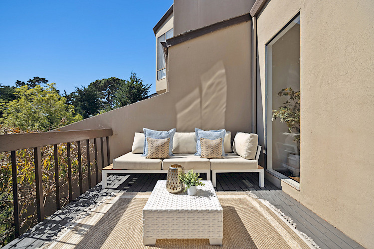 209 N. Lake Merced Hills 50