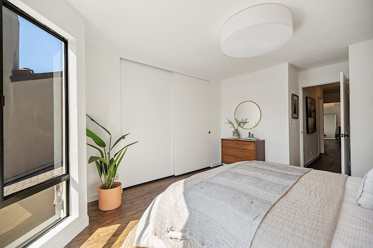 209 N. Lake Merced Hills 73