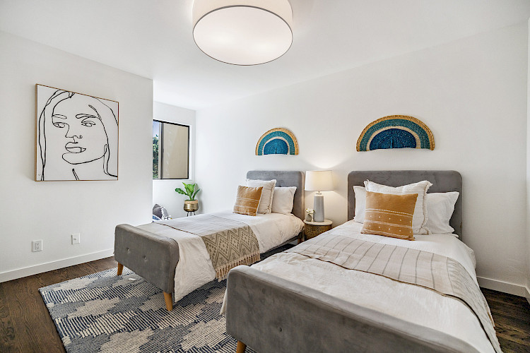 209 N. Lake Merced Hills 75