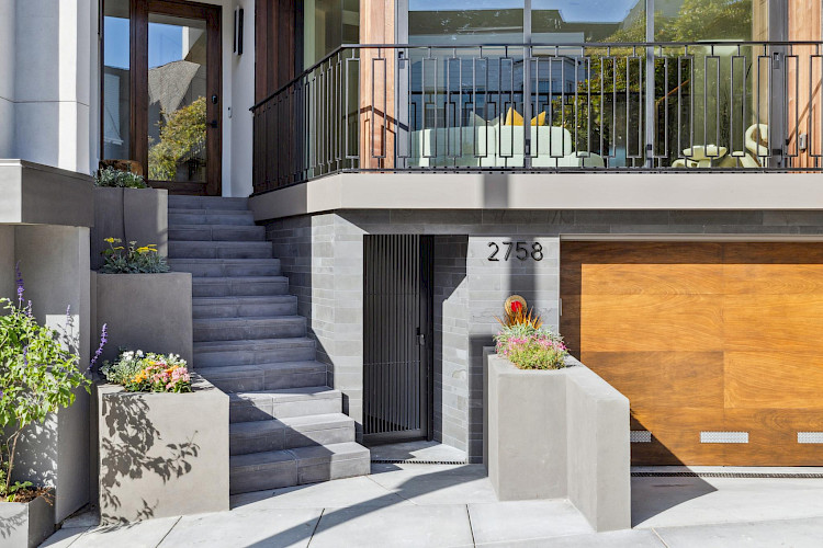 2758 Filbert Street 13