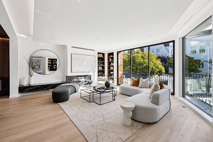 2758 Filbert Street 15