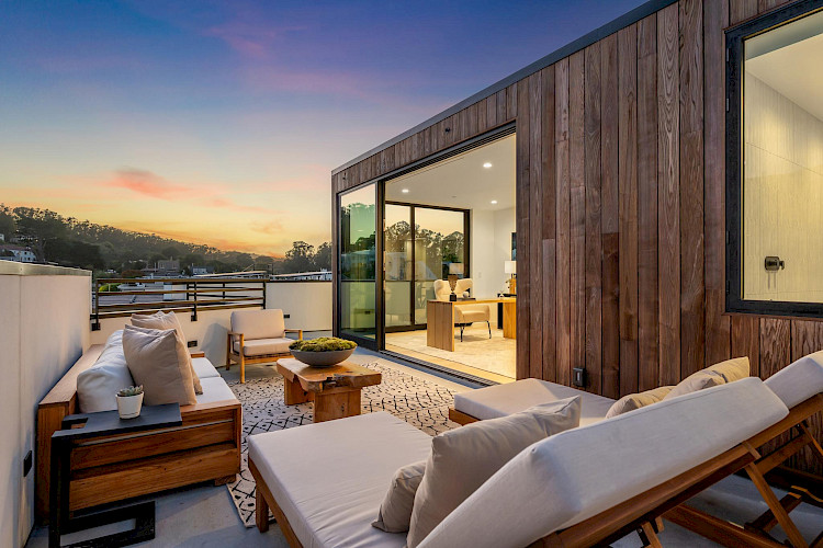 2758 Filbert Street 67