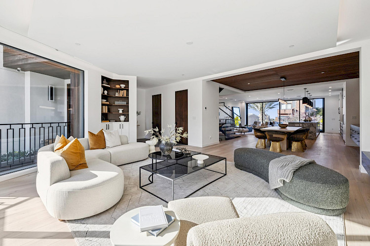 2758 Filbert Street 14