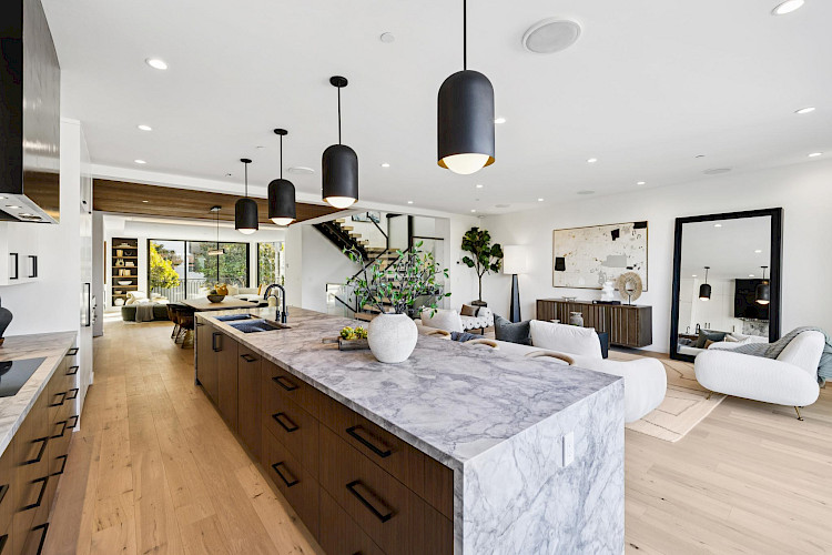 2758 Filbert Street 29