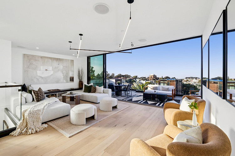 2758 Filbert Street 41