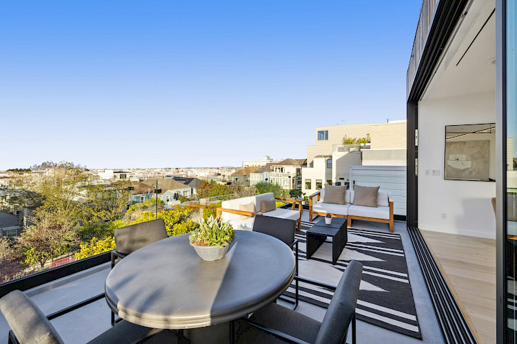 2758 Filbert Street 56