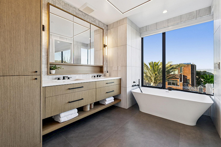 2758 Filbert Street 76