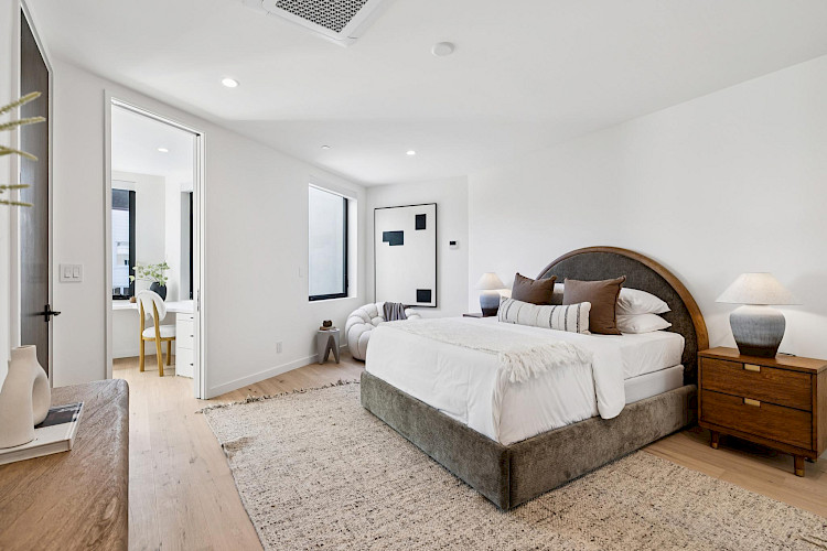 2758 Filbert Street 84