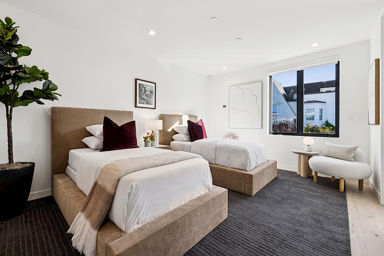 2758 Filbert Street 86