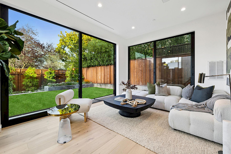 2758 Filbert Street 5