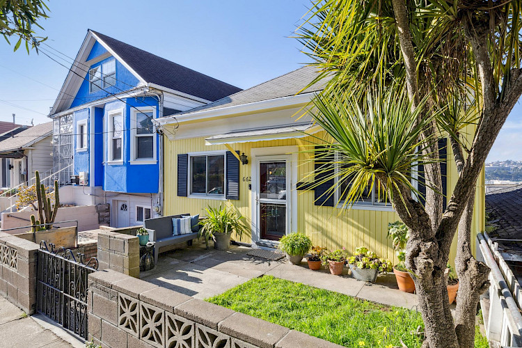 662 Lisbon Street 12