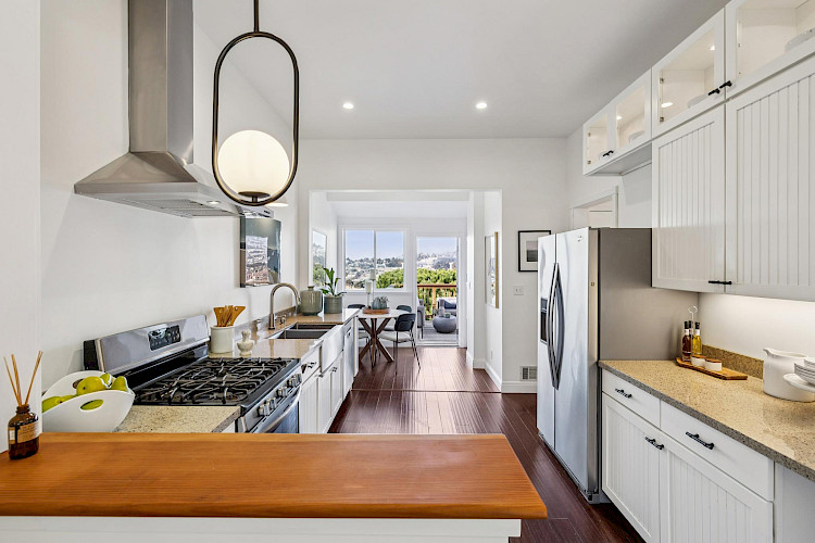 662 Lisbon Street 18