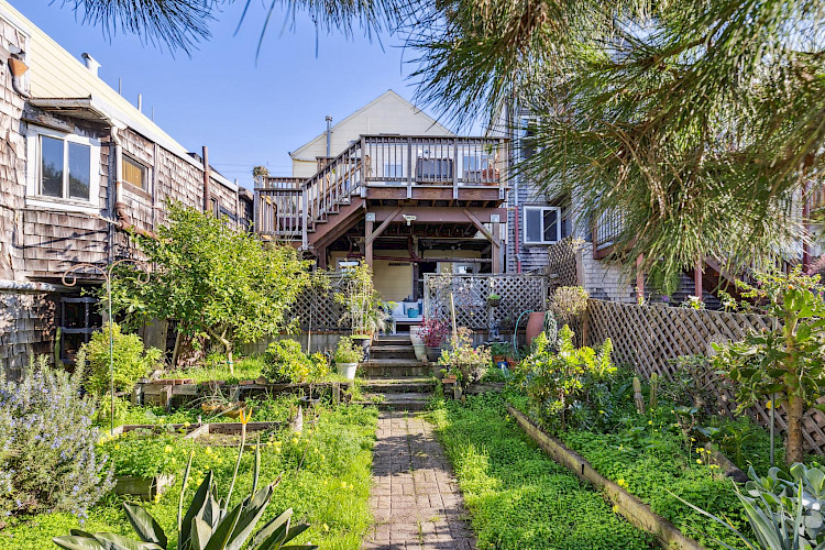 662 Lisbon Street 49