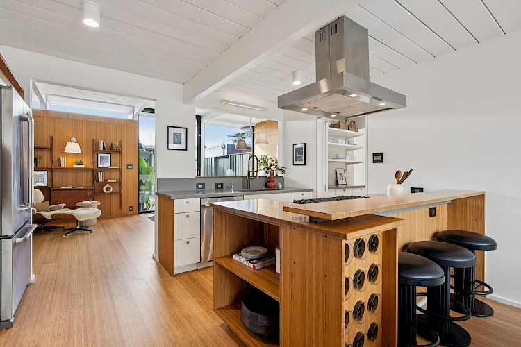 1027 Duncan Street 18