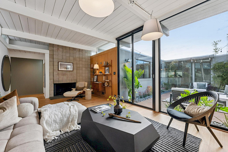 1027 Duncan Street 32