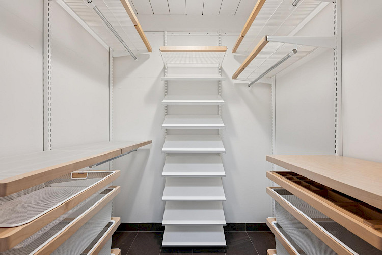 1027 Duncan Street 41