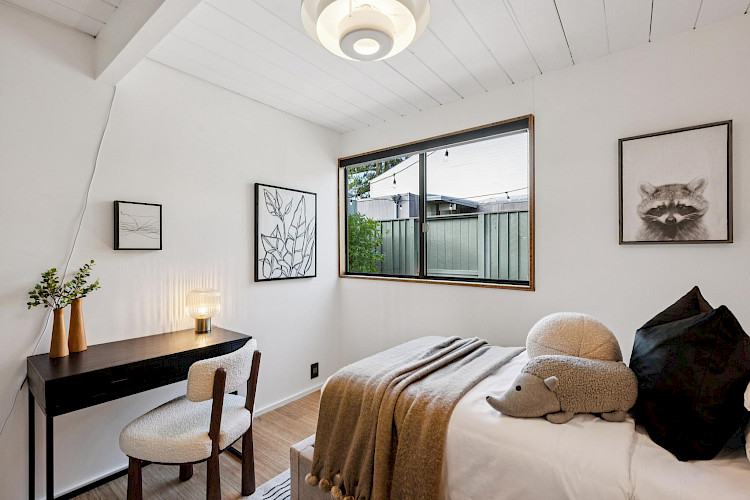 1027 Duncan Street 45