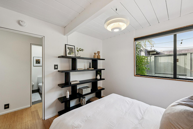 1027 Duncan Street 49