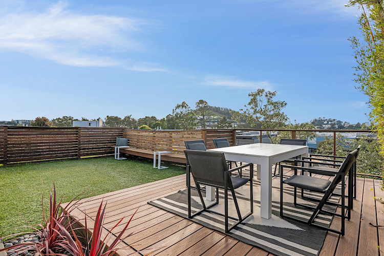 1027 Duncan Street 57