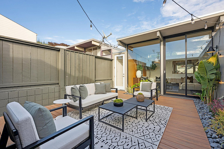 1027 Duncan Street 65