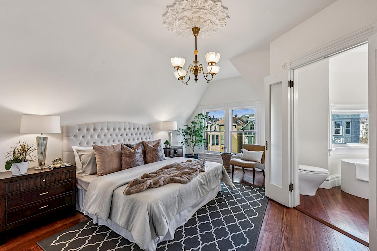 504 Cole Street 48