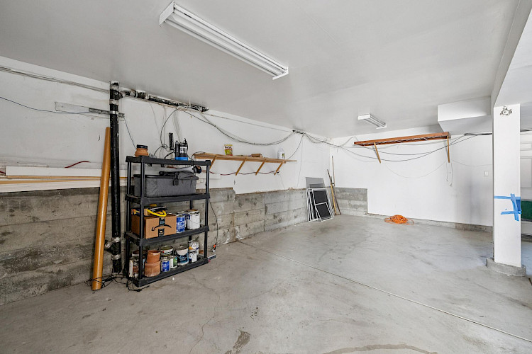 814 Hampshire Street 49