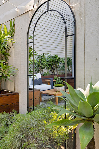 814 Hampshire Street 54