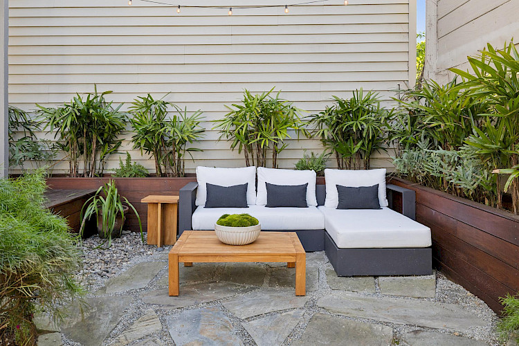 814 Hampshire Street 55