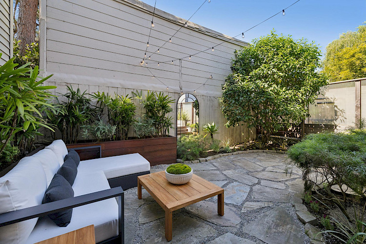 814 Hampshire Street 56