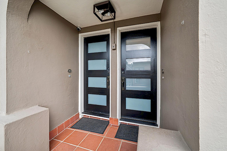 748-750 Elizabeth Street 13