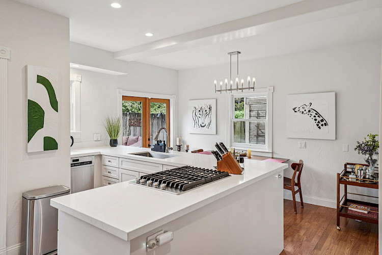 748-750 Elizabeth Street 37