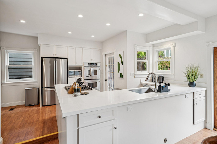 748-750 Elizabeth Street 41