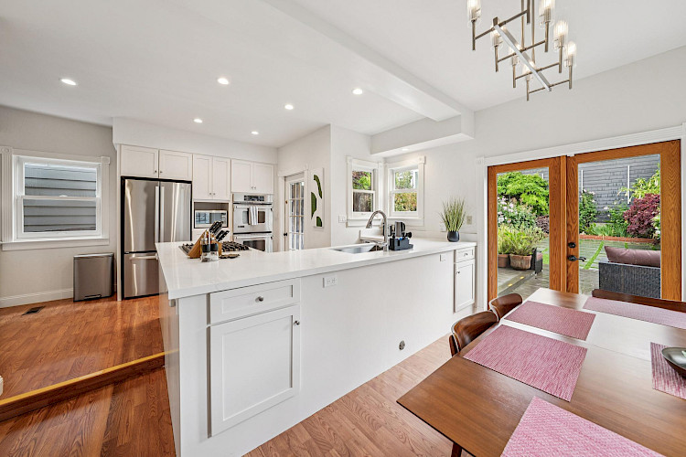 748-750 Elizabeth Street 43