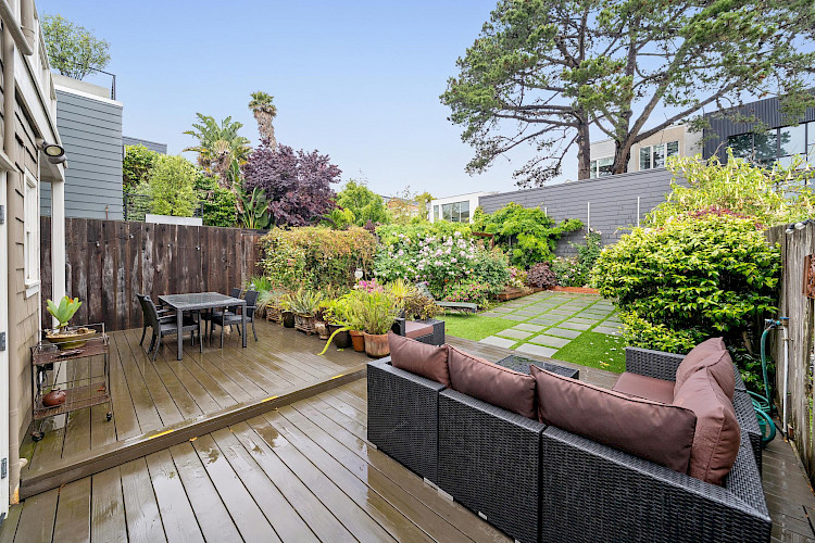 748-750 Elizabeth Street 46