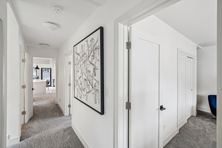 748-750 Elizabeth Street 66