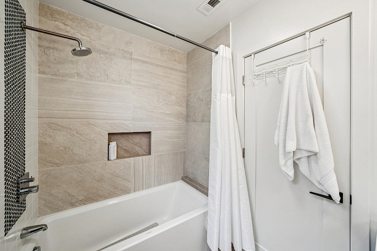 748-750 Elizabeth Street 72