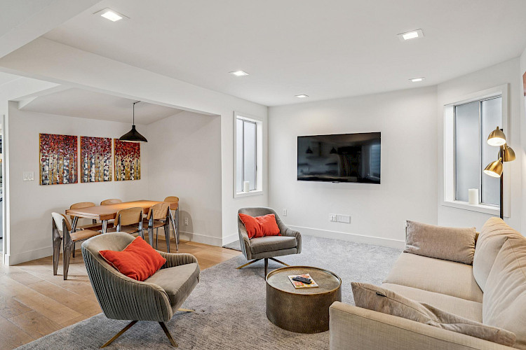 748-750 Elizabeth Street 74