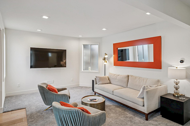 748-750 Elizabeth Street 75