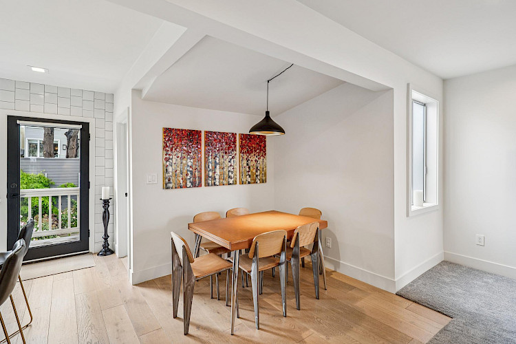 748-750 Elizabeth Street 80